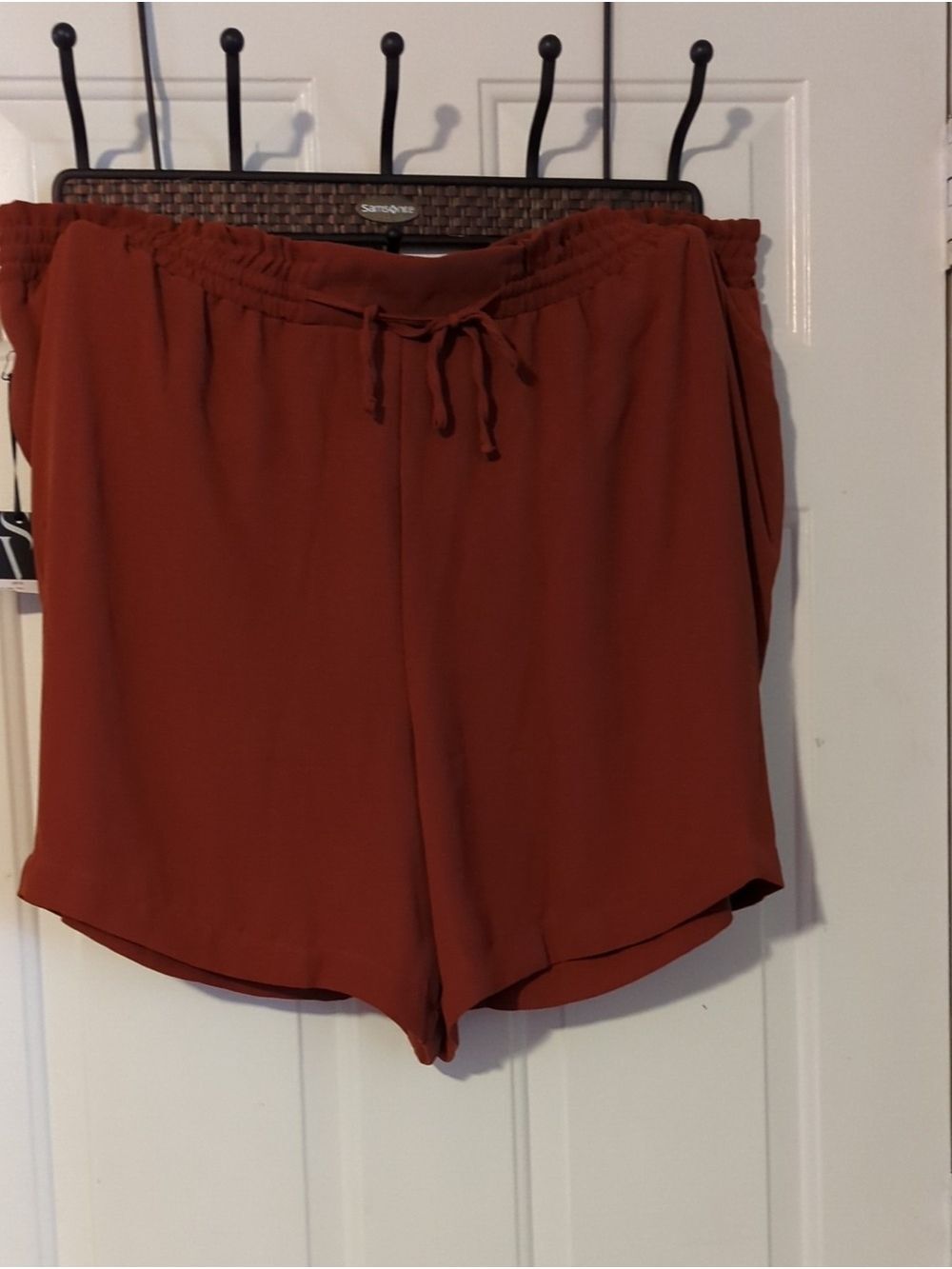 NEW NWT Simply Vera Vera Wang Rust High-Waist Drawstring Shorts 2X Elastic Waist